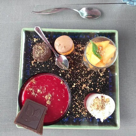 Chez Vincent Πανσιόν 3*